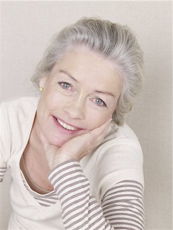 Portrait of Senior adult Stock Photo - Premium Royalty-Free, Code: 689-03129312