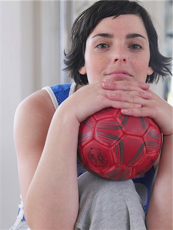 simsearch:689-03131221,k - young woman with red ball Stock Photo - Premium Royalty-Free, Code: 689-03130627