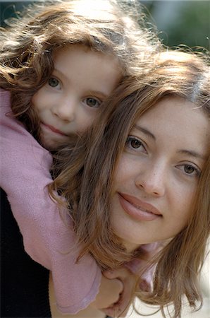 Mother with child Foto de stock - Sin royalties Premium, Código: 689-03130857
