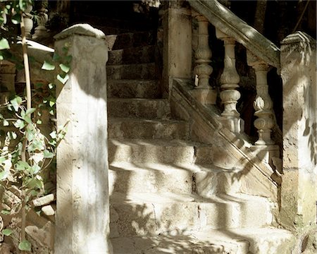 Mediterranean staircase Foto de stock - Royalty Free Premium, Número: 689-03131135