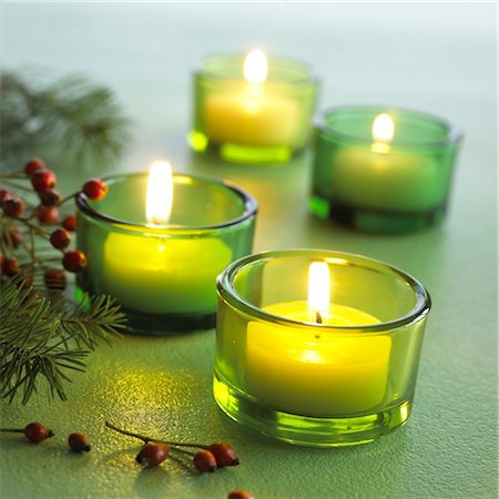 embellish - Tealights and fir branches Stock Photo - Premium Royalty-Free, Code: 689-03733014