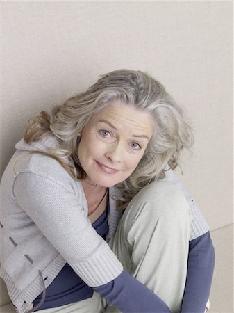 elderly lady portrait - Smiling senior woman Stock Photo - Premium Royalty-Free, Code: 689-03733672