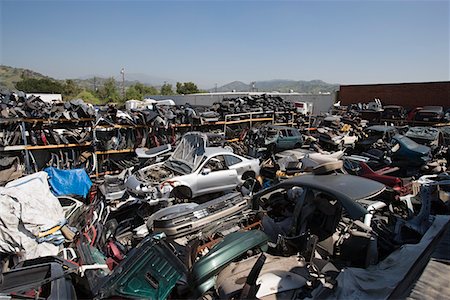 rusting car - Junkyard Stock Photo - Premium Royalty-Free, Code: 694-03328712