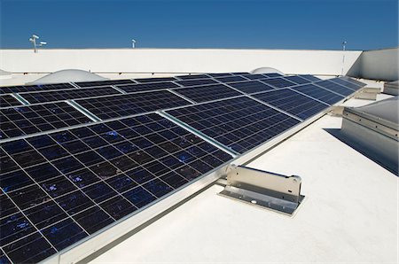 panel solar - Solar Panels at Solar Power Plant Stock Photo - Premium Royalty-Free, Code: 694-03330225