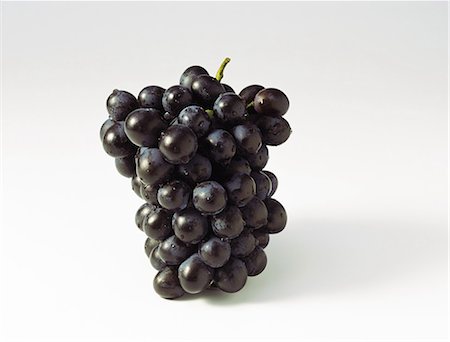 Black grapes, close-up Foto de stock - Royalty Free Premium, Número: 695-05767977