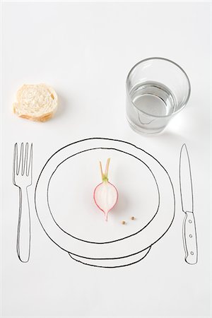 drawing vegetables - Place setting with half a radish and a small piece of bread Foto de stock - Sin royalties Premium, Código: 695-05768978