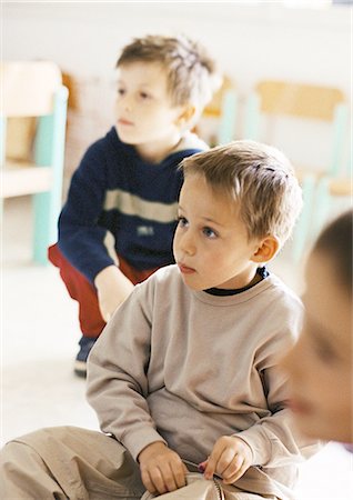 simsearch:695-05776481,k - Children looking attentive in classroom Stock Photo - Premium Royalty-Free, Code: 695-05776430