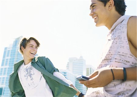 simsearch:695-05768224,k - Two teenage boys in city setting Stock Photo - Premium Royalty-Free, Code: 695-05778002