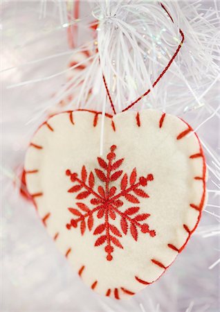 Christmas ornament Stock Photo - Premium Royalty-Free, Code: 695-05778958