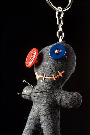 paranormale - Handmade charm used as pincushion or voodoo doll Fotografie stock - Premium Royalty-Free, Codice: 695-05770318