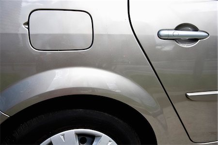 Side of car, view of gas tank Stock Photo - Premium Royalty-Free, Code: 695-05771038