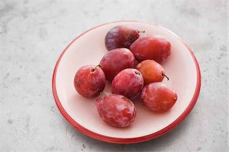 plum - Ripe plums Stock Photo - Premium Royalty-Free, Code: 695-05771493