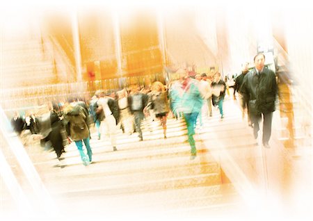 rush hour - Crowd crossing on crosswalk, montage Foto de stock - Sin royalties Premium, Código: 695-05773323