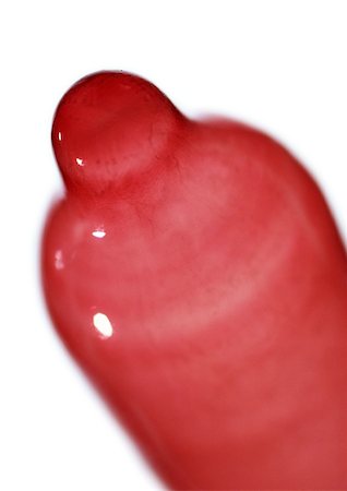 simsearch:633-02645515,k - Inflated condom, close-up Stock Photo - Premium Royalty-Free, Code: 695-03384290