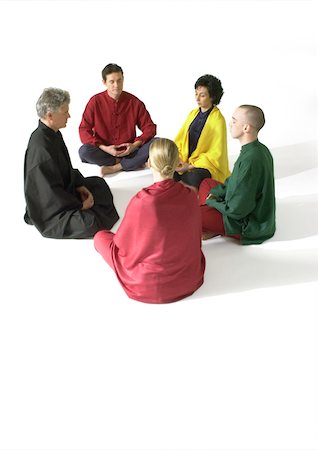 simsearch:695-05776390,k - Group of people sitting on floor indian style, meditating Foto de stock - Sin royalties Premium, Código: 695-03385766