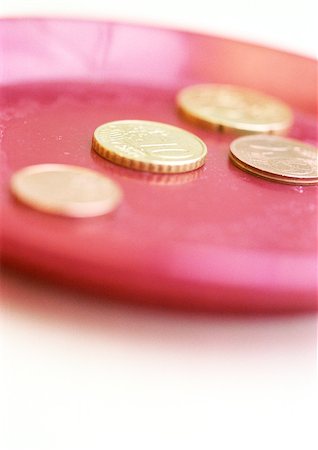 simsearch:695-03386967,k - Four euro coins, close-up Stock Photo - Premium Royalty-Free, Code: 695-03386967