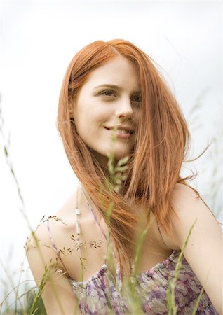 portrait hippies - Young woman in grass Stock Photo - Premium Royalty-Free, Code: 695-03388552