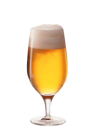 simsearch:659-08904564,k - Beer in stemmed glass Foto de stock - Sin royalties Premium, Código: 695-03381517