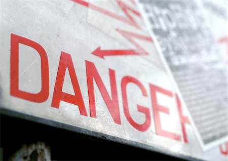 simsearch:632-08545918,k - Danger sign, close-up Stock Photo - Premium Royalty-Free, Code: 695-03381747