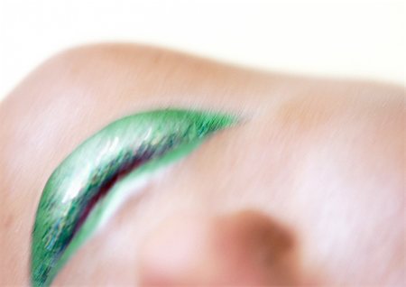 simsearch:695-03388489,k - Woman wearing green lipstick, close up of mouth, blurred, upside down. Stock Photo - Premium Royalty-Free, Code: 695-03383234
