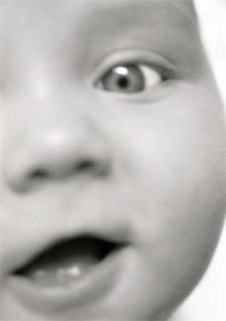 simsearch:695-05773332,k - Partial view of baby's face, mouth open, close-up, B&W. Foto de stock - Sin royalties Premium, Código: 695-03383382