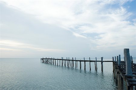 Wooden pier and sea Stock Photo - Premium Royalty-Free, Code: 695-03390574