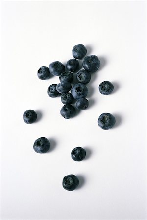 simsearch:614-06719774,k - Blueberries, close-up, viewed from directly above Foto de stock - Sin royalties Premium, Código: 696-03395529