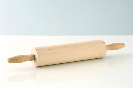 rolling pin - Rolling pin, close-up Stock Photo - Premium Royalty-Free, Code: 696-03396022