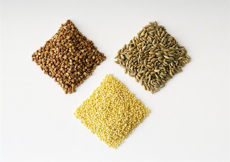 simsearch:696-03396178,k - Three squares of grains Foto de stock - Royalty Free Premium, Número: 696-03396179