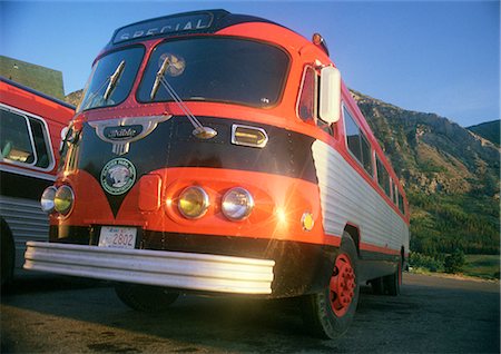 Tour buses, Glacier National Park, Montana, United States Stock Photo - Premium Royalty-Free, Code: 696-03396319