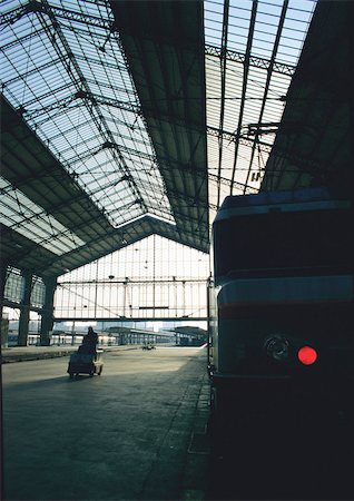 France, Paris, gare Photographie de stock - Premium Libres de Droits, Code: 696-03396365