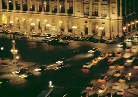 praça da concórdia - France, Paris, traffic at Place de la Concorde at night, high angle view Foto de stock - Royalty Free Premium, Número: 696-03396441