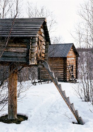 simsearch:695-03380848,k - Sweden, wood cabin in snow Stock Photo - Premium Royalty-Free, Code: 696-03397266