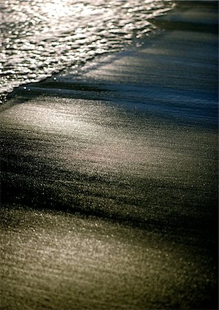 simsearch:632-03630281,k - Sand and surf at evening, close-up Stock Photo - Premium Royalty-Free, Code: 696-03397628