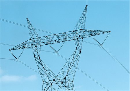 simsearch:630-06722942,k - Power lines Stock Photo - Premium Royalty-Free, Code: 696-03398485