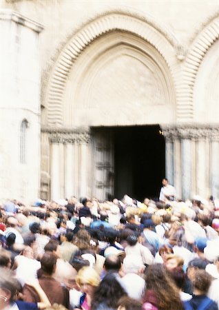 simsearch:696-03399744,k - Israël, Jérusalem, la foule devant l'église du Saint-Sépulcre Photographie de stock - Premium Libres de Droits, Code: 696-03399760