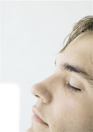 simsearch:632-01154783,k - Man's face with eyes closed, side view Stock Photo - Premium Royalty-Free, Code: 696-03400429