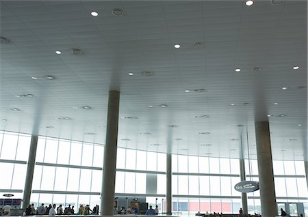 simsearch:695-03388701,k - Airport interior Stock Photo - Premium Royalty-Free, Code: 696-03400610