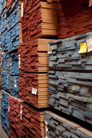 Close-up view of stack of wooden plywood Foto de stock - Sin royalties Premium, Código: 693-05552723
