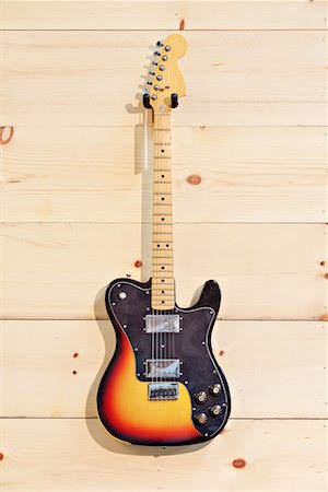 Fender telecaster deluxe orange and black guitar Foto de stock - Sin royalties Premium, Código: 693-05794343
