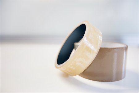 Adhesive tape on white background Foto de stock - Sin royalties Premium, Código: 693-05794496