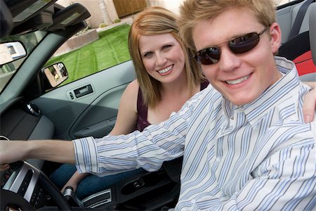 Couple de conduite automobile Photographie de stock - Premium Libres de Droits, Code: 693-06015787