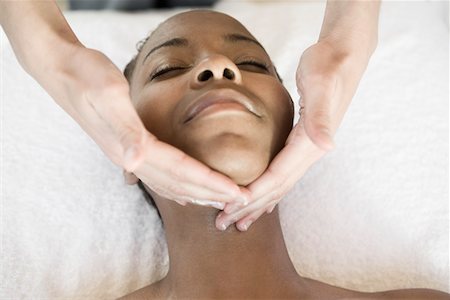 simsearch:851-02963682,k - Woman having massage, close-up Stock Photo - Premium Royalty-Free, Code: 693-06016586