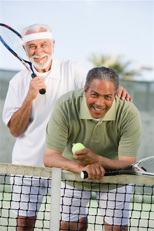 simsearch:693-06016661,k - Two male tennis players on court Stock Photo - Premium Royalty-Free, Code: 693-06016664