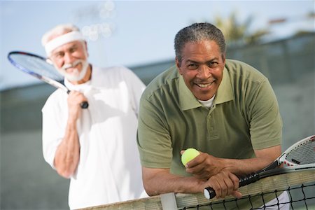 simsearch:693-06016661,k - Two male tennis players on court Stock Photo - Premium Royalty-Free, Code: 693-06016663