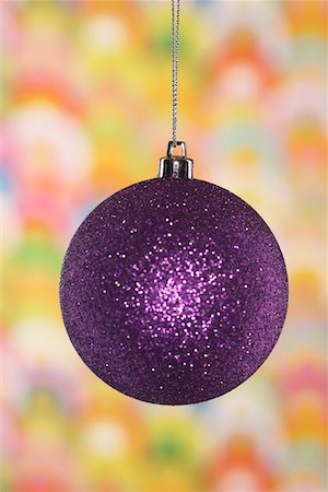 Christmas bauble, close-up Stock Photo - Premium Royalty-Free, Code: 693-06018755