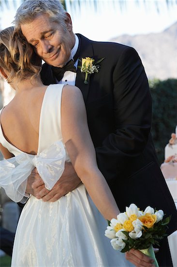 Father (facing camera) and bride dancing Photographie de stock - Premium Libres de Droits, Le code de l’image : 693-06019251