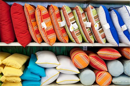 super market shelf - Multicolored cushions on display in store Stock Photo - Premium Royalty-Free, Code: 693-06325054