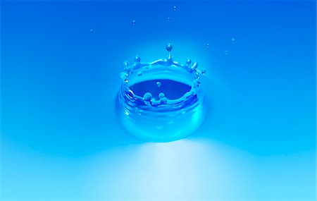 photography water ripples circles - Splash in water creating crown shape Stock Photo - Premium Royalty-Free, Code: 693-03301772