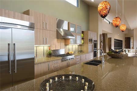 real estate home - Kitchen worktop unit in Palm Springs home Stock Photo - Premium Royalty-Free, Code: 693-03317411